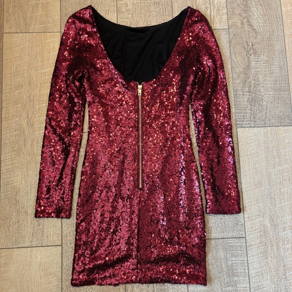 SeXy Sequin Dress - Picture 2 of 12